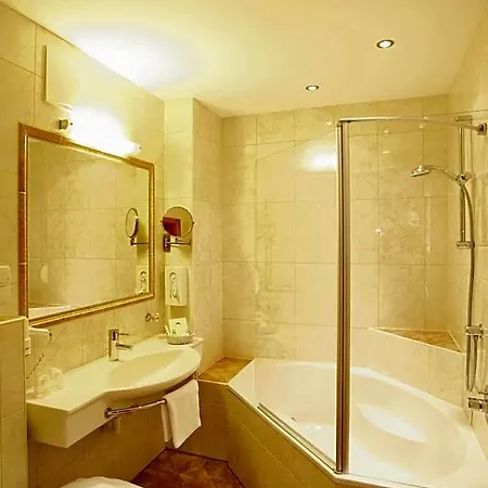 Hotel Alpenherz Garni
