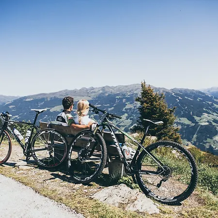 Alpenherz Hotel Garni Hotel 4*