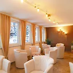 מלון Alpenherz Garni 4*