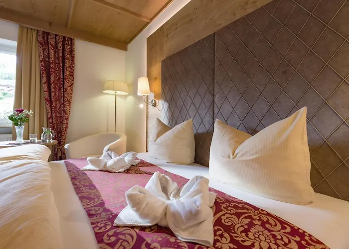 Alpenherz Garni Hotel 4*