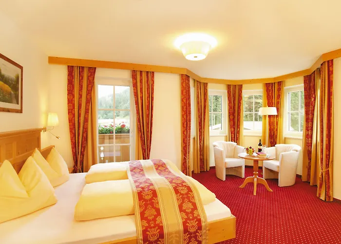 Hotel Alpenherz Garni 4*