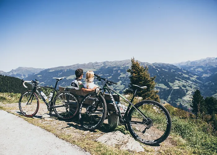 Alpenherz Garni Hotel 4*